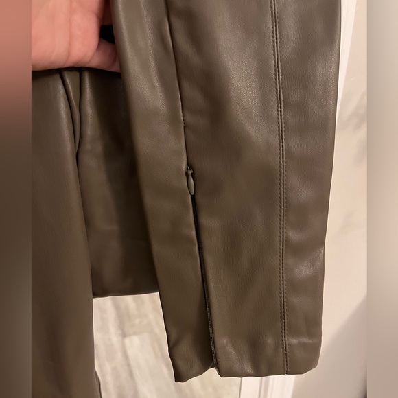 New Zara pants, leather effect - Picture 5 of 6
